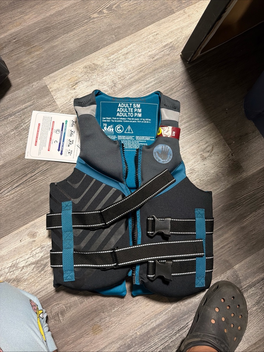 Body Glove Adults ' Swim Vest in Teal and Black S/M